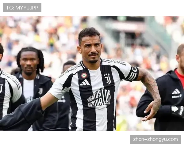 尤文队长达尼洛专访:谈论球队年轻化进程与自己的领袖角色。 尤文队长达尼洛专访:谈论球队年轻化进程与自己的领袖角色。